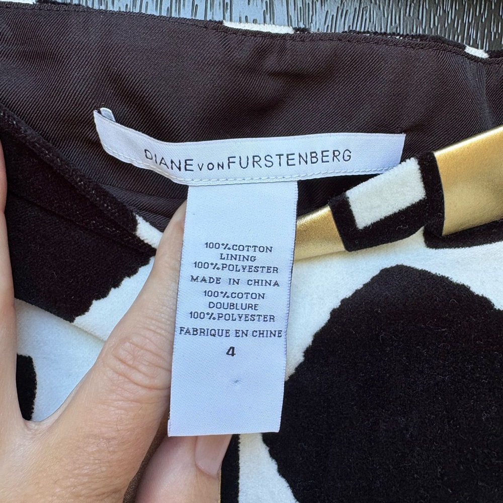 DVF Diane Von Furstenberg Cassiana Velvet mini skirt size 4 - Picture 3 of 6